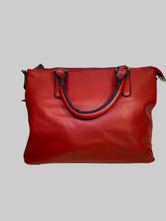Genuine leather, red handbag, Removable Chain Strap, structured tote. Pre-owned.