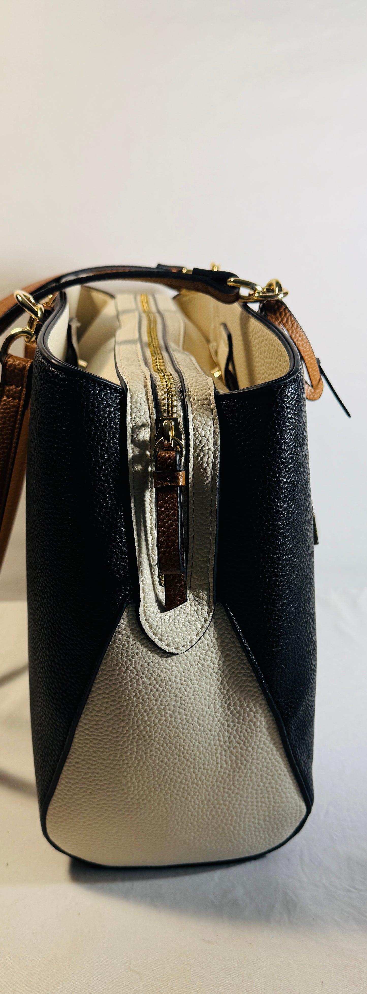 Triple Section Shoulder Bag in Black - Vanilla - Hazelnut