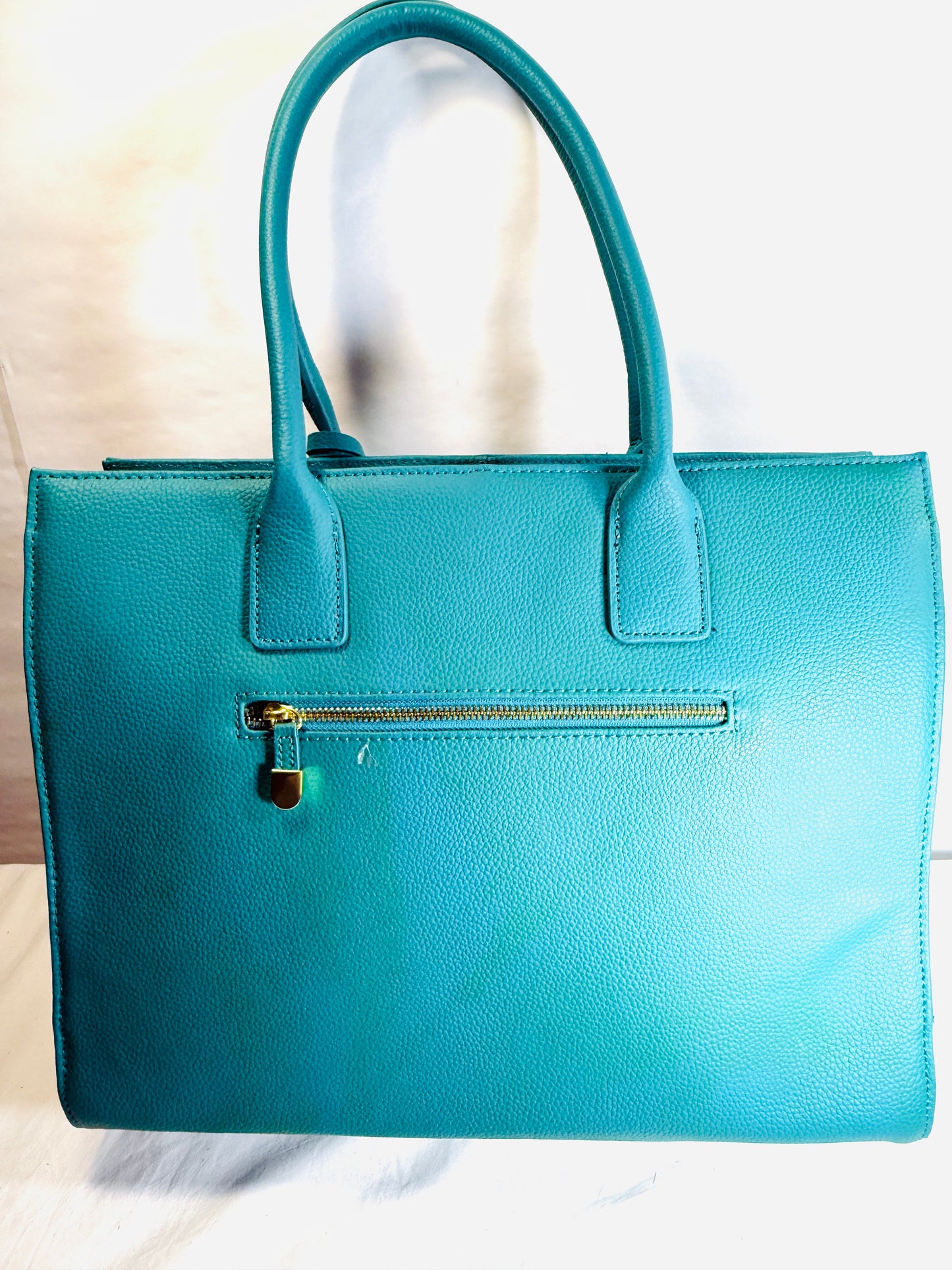 Joy and Iman Turquoise Leather Tote Purse w/Matching flashlight key chain and watch key chain..