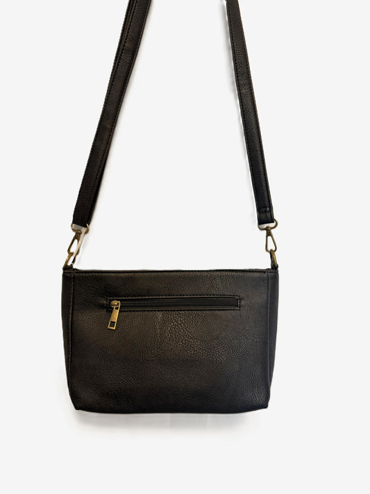 Crossbody White Mountain Handbag