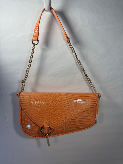 Small Shoulder Croc Purse w/Gold tone Chain Strap
