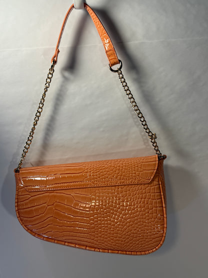 Small Shoulder Croc Purse w/Gold tone Chain Strap