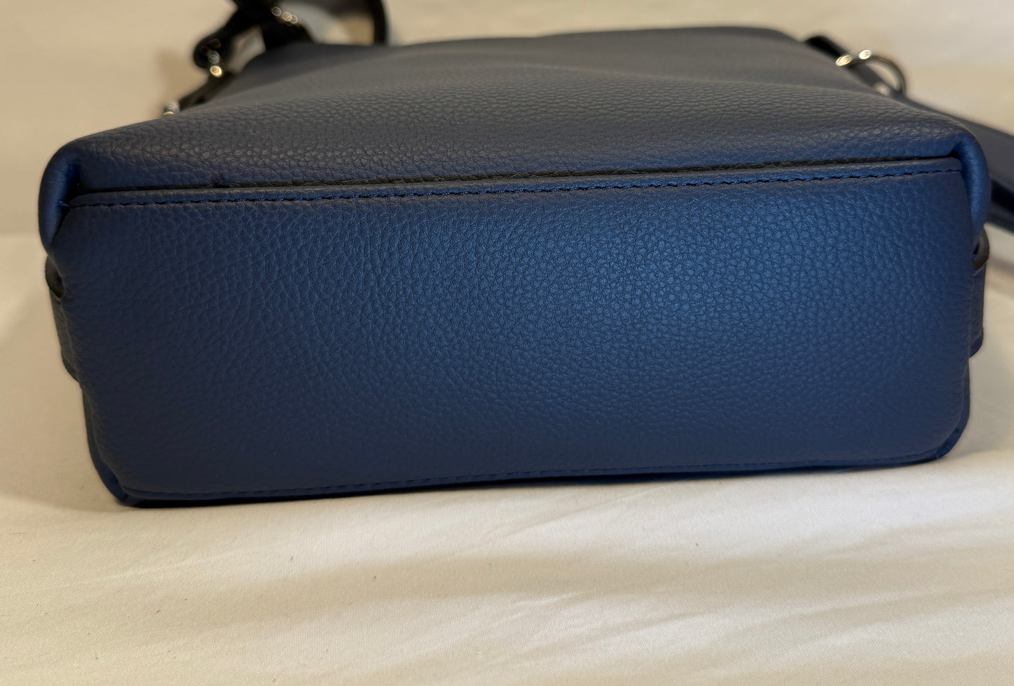 Tote/Shoulder/Crossbody Purse/Handbag