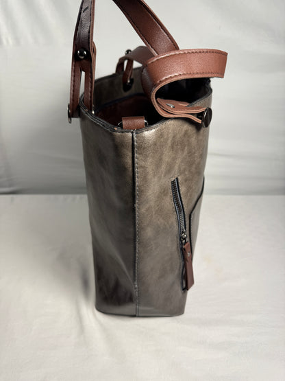 Pre-owned. Brown Top Handle Bag W/ Long Shoulder Strap Removable Handles Faux Leather