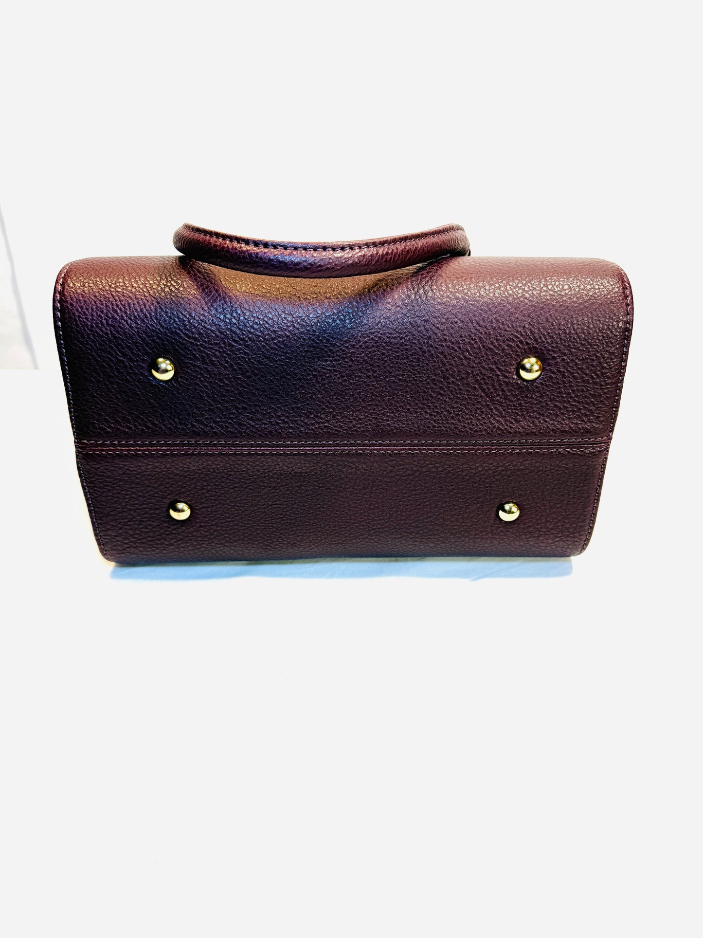 Barrel Satchel bag w/Adjustable Strap. Burgundy Maroon leather with Faux Diamond Kiss lock.