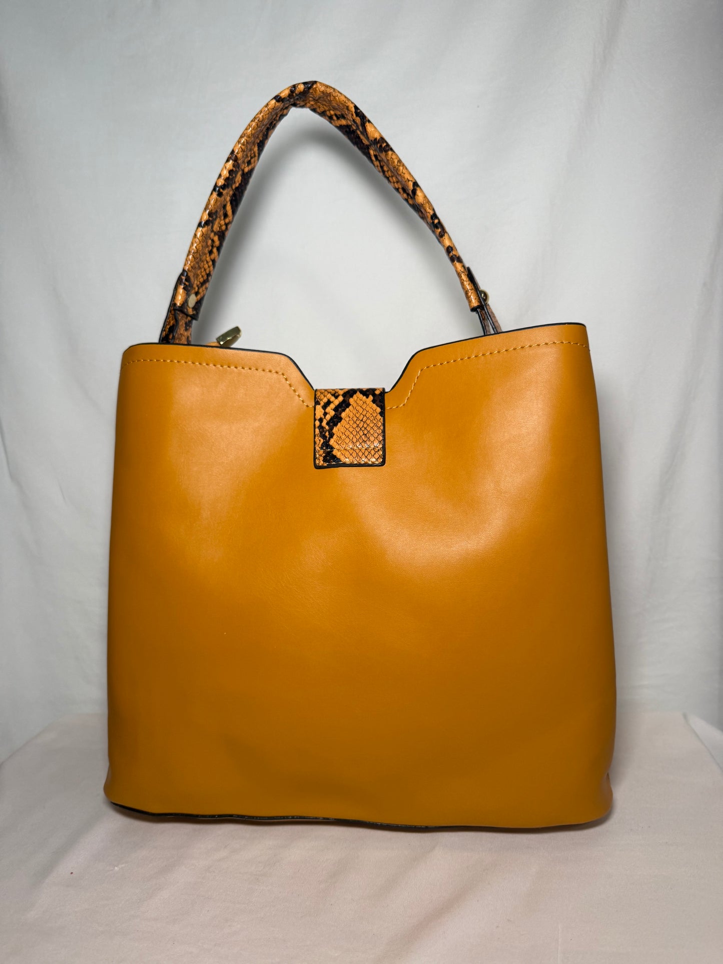 Tote Bag w/Clutch Bag Set