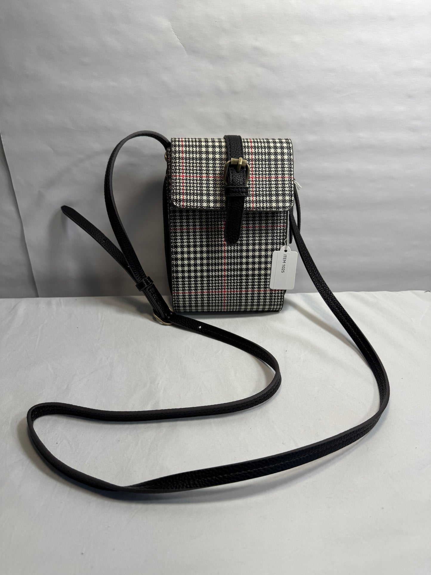 St. John's Bay North South Wallet On A String Crossbody Bag