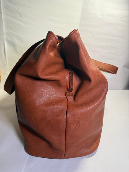 Large Leather tote bag W/3 pocket