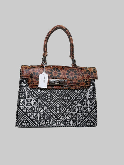 Moroccan Tarz Ghorza Fabric and Leather Tote