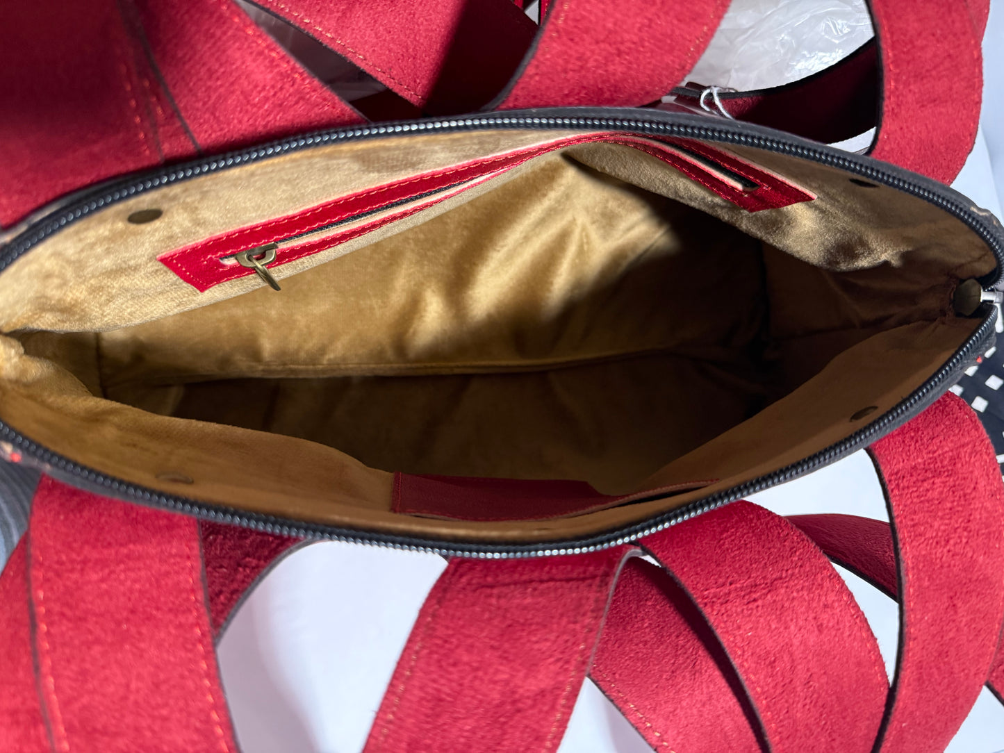 Moroccan Woven Leather Handbag – Chouara Collection.