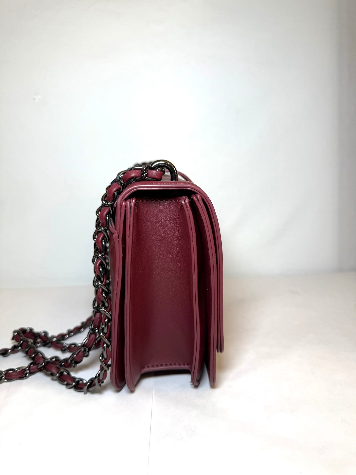 Small Burgundy Bag With Chain Shoulder Strap