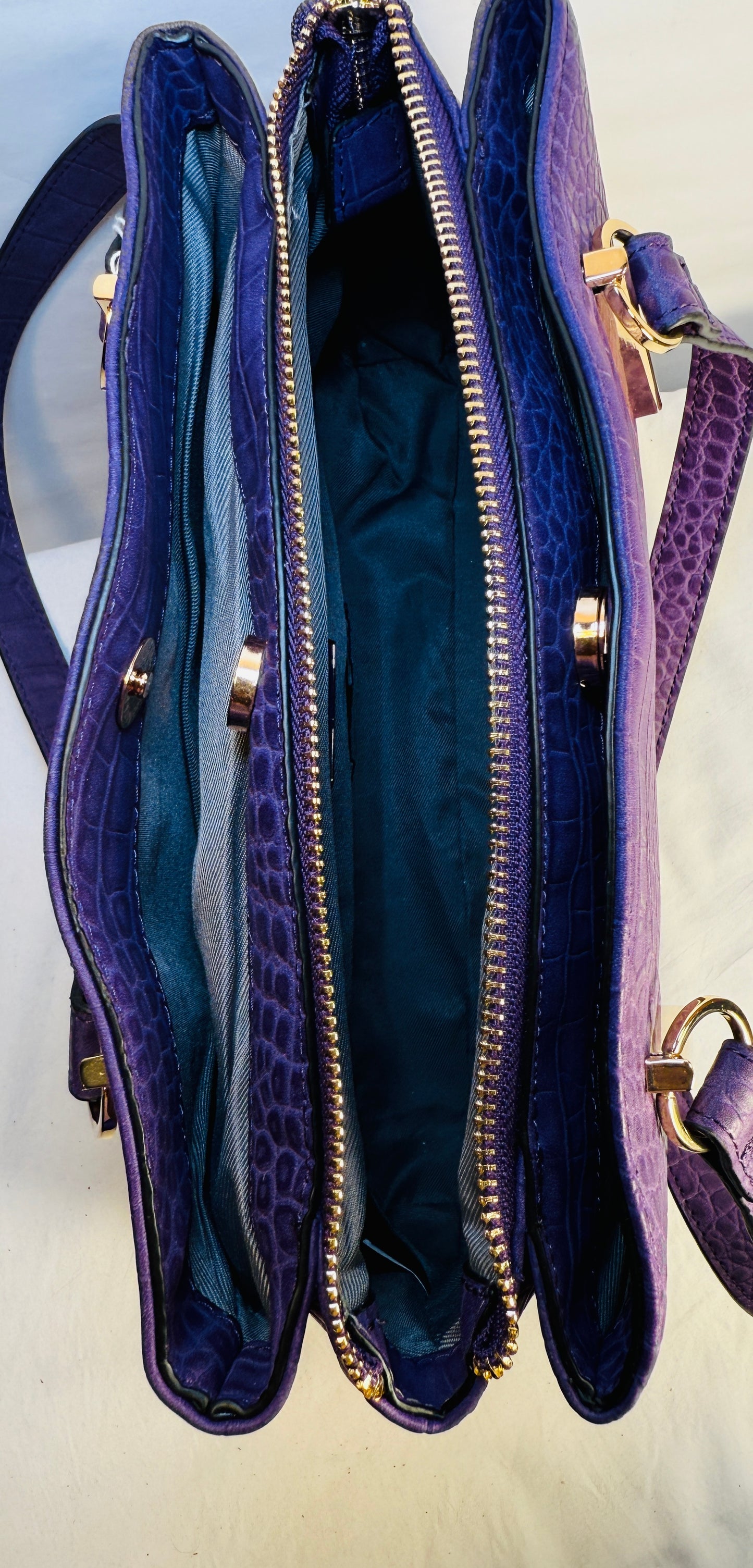 Purple color Faux Leather Tote Handbag from Alfani. Gold tone hardware w/interior zip pockets