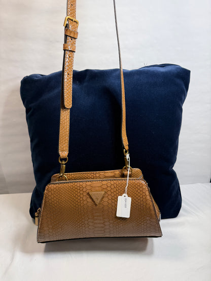 Guess Small Brown Top-Zip Crossbody Sachel Faux Leather Tote/Crossbody Bag