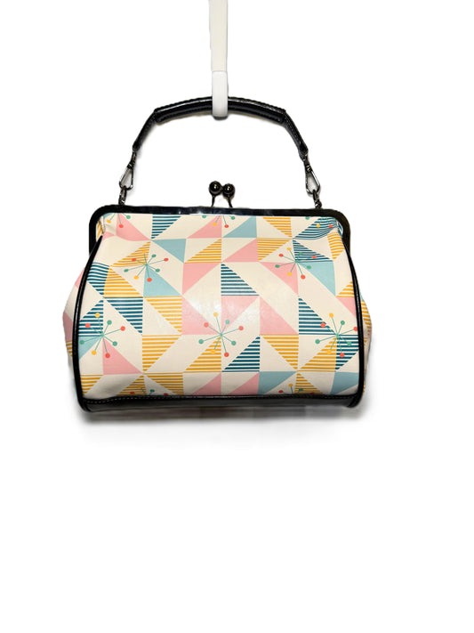 Modern Geometric Kiss lock Handbag