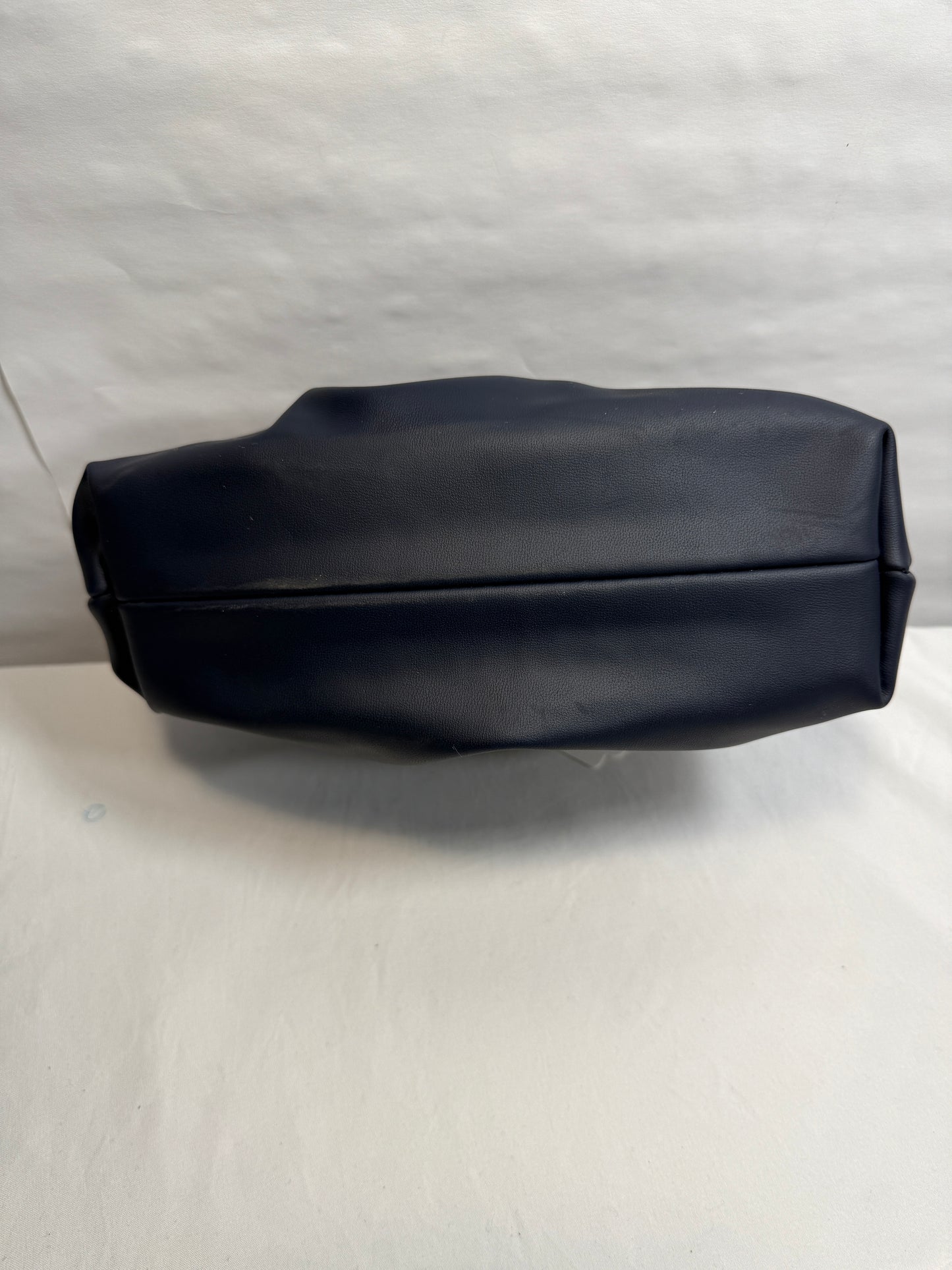 Pouch Bag Dumpling Crossbody - Soft Leather 