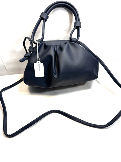 Pouch Bag Dumpling Crossbody - Soft Leather 