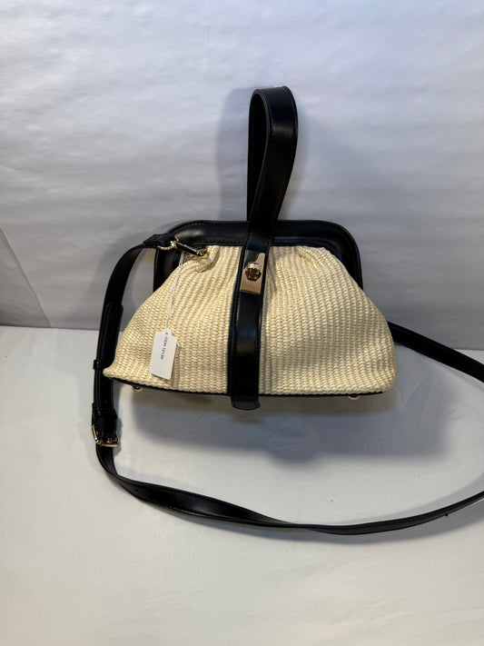 Sandy Twist-Lock Straw Satchel