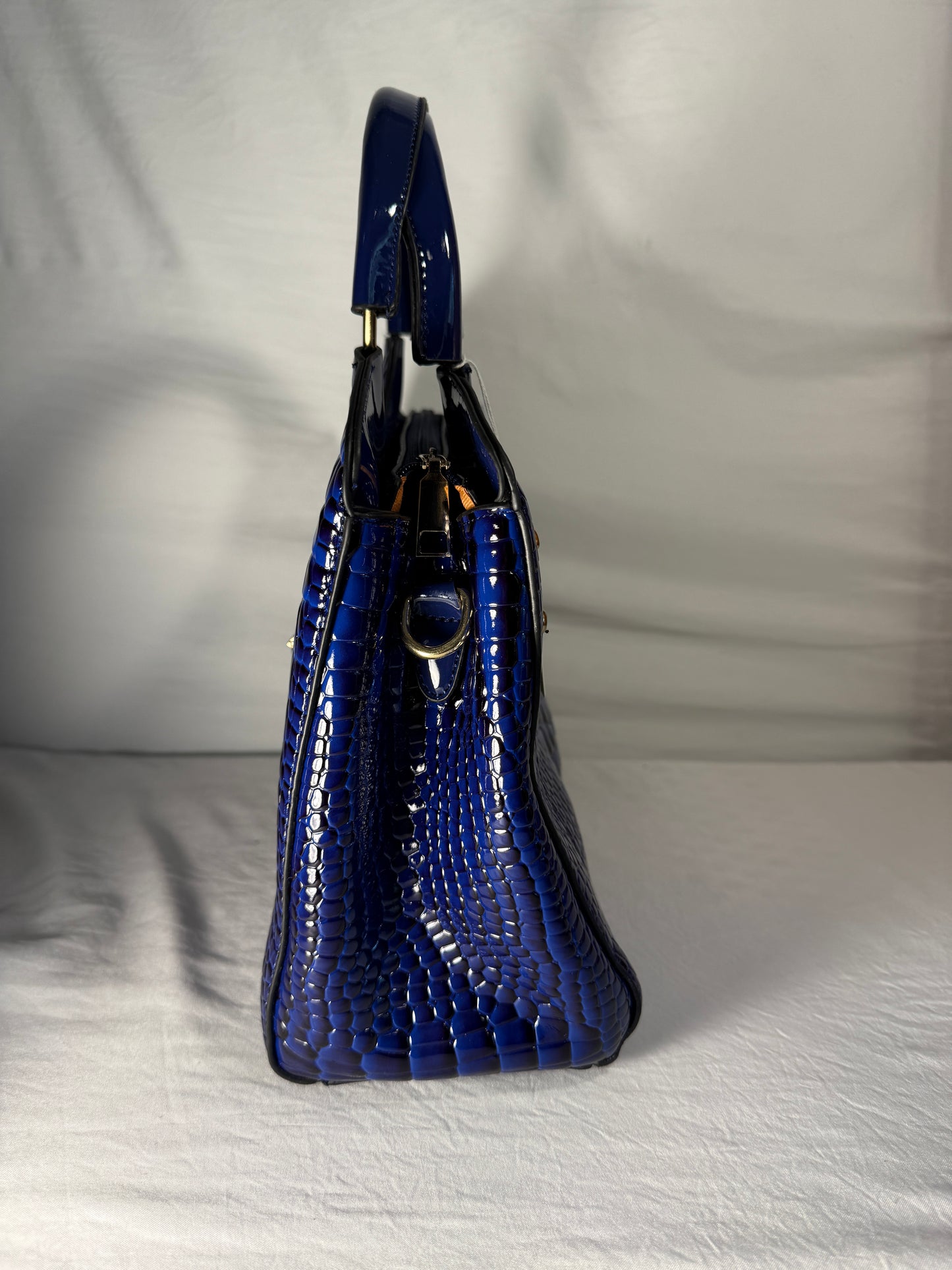 Premium Leather Shoulder Bag: Stone Pattern Crossbody